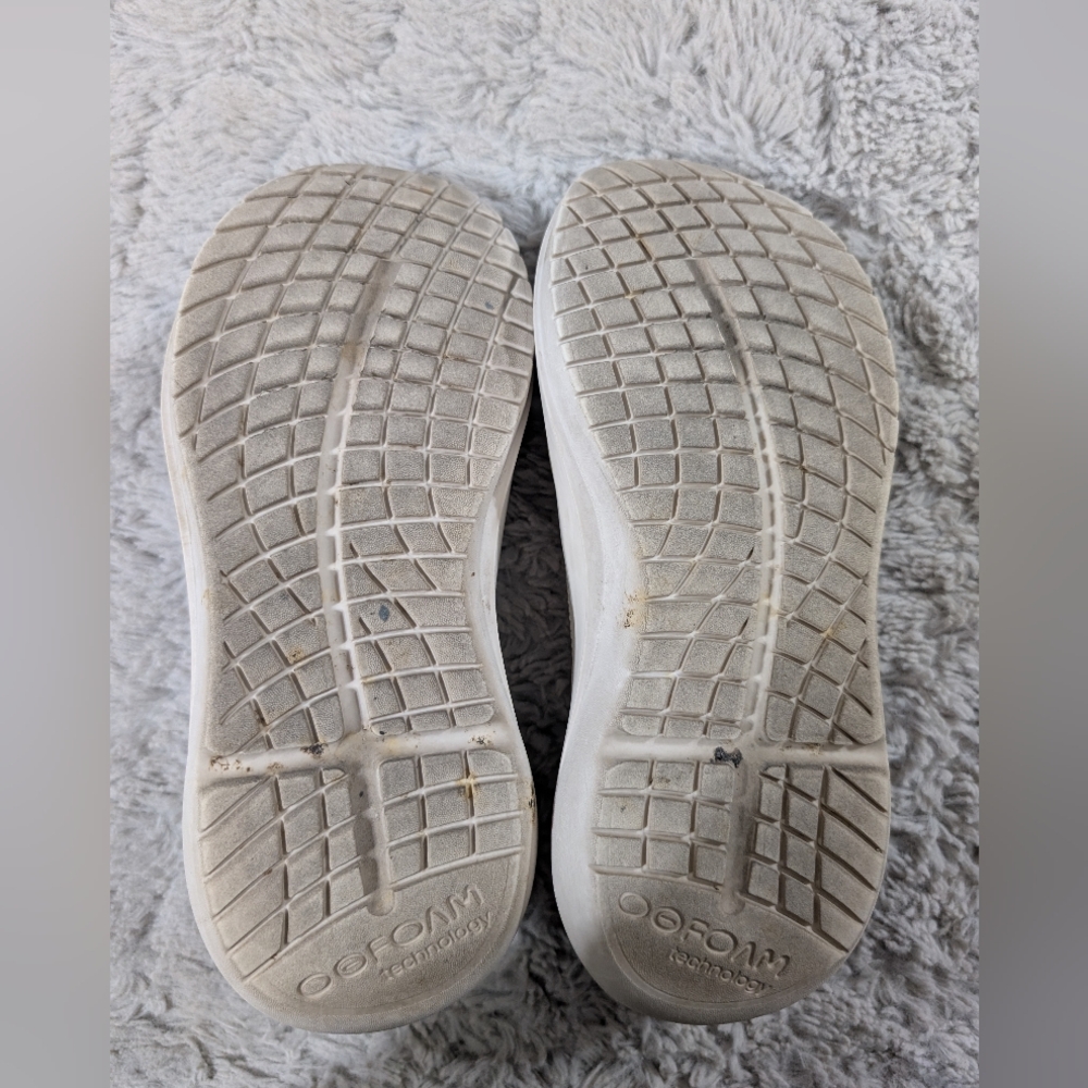 Oofos OOmy Zen Chalk Women's Size 8 Sneakers - Picture 6 of 7